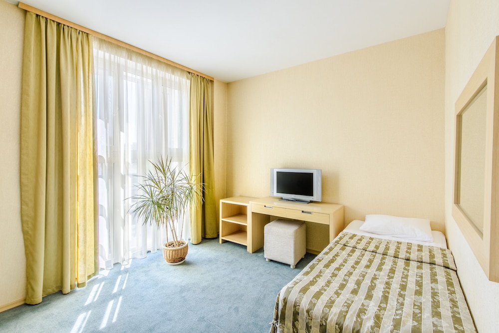 Standard Room photo 3