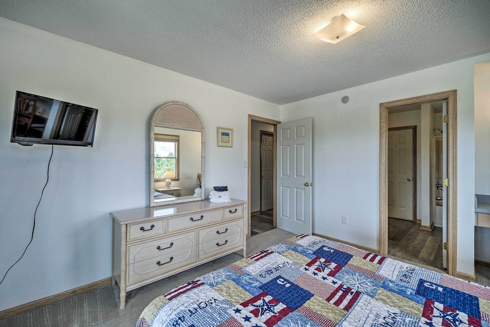 House (4 Bedrooms) photo 2