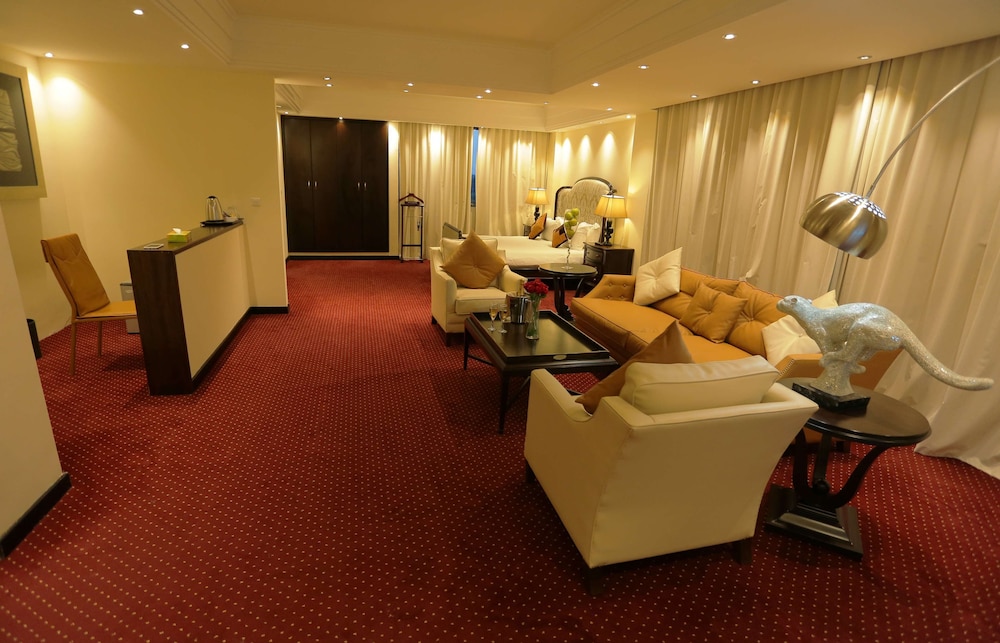Ministerial Suite photo 1