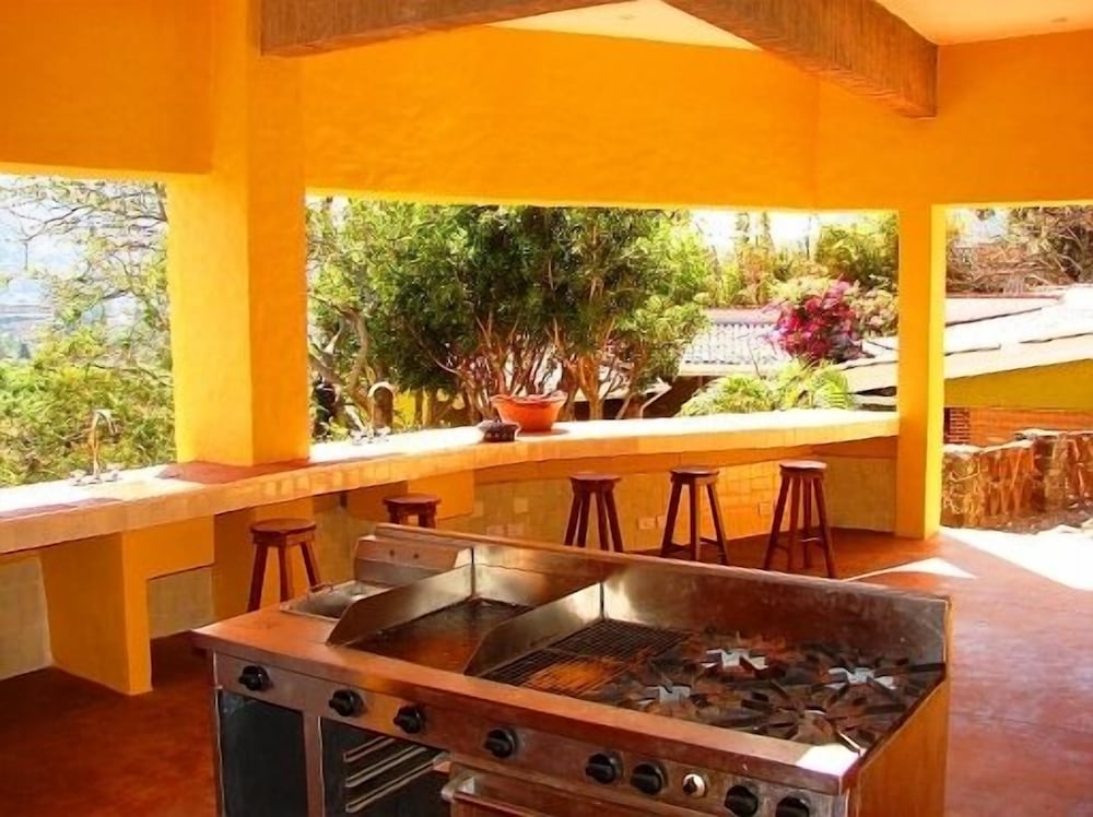 Cooking Experience - 4 Free Dinners