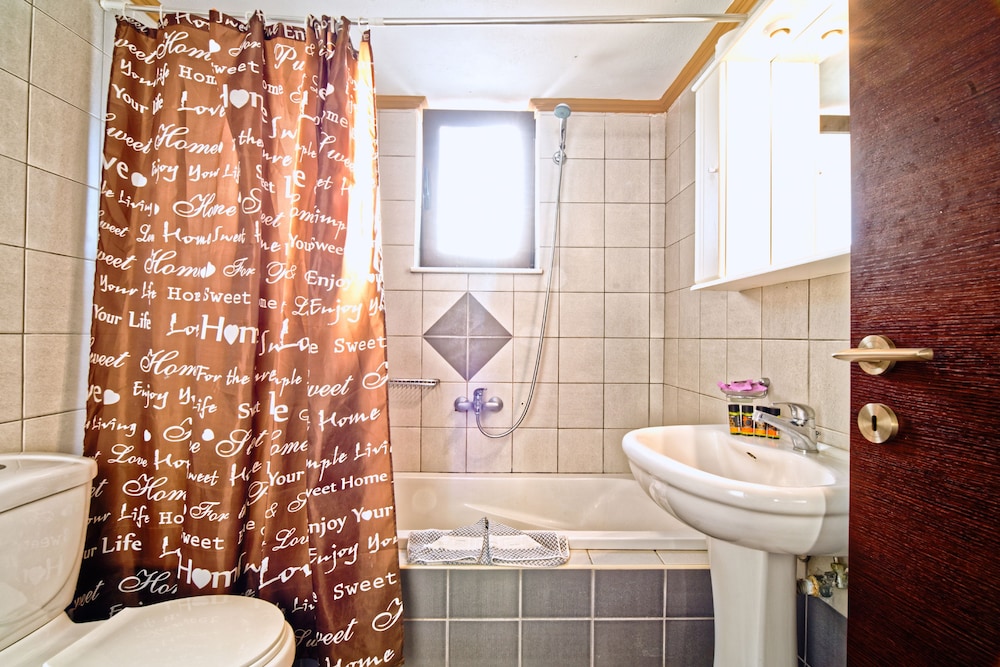 Family Apartment, 1 Bedroom photo 3