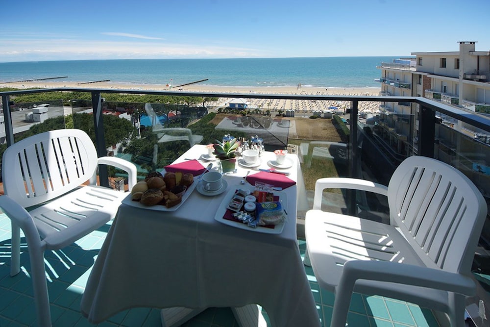 Executive Triple Room, Sea View (Comfort), photo 6