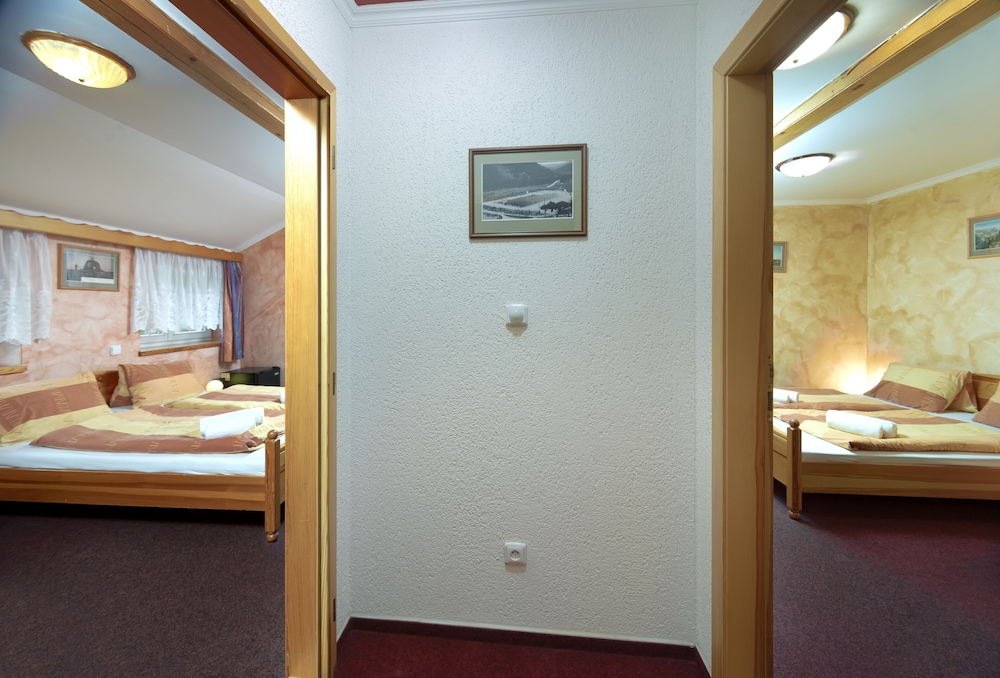 Family Apartment photo 1