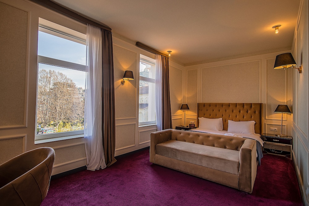 King Gorgasali Suite photo 3