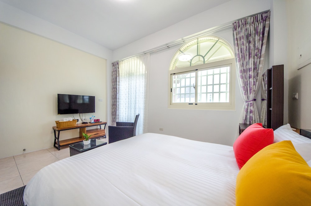 Standard Double Room - Photo 29