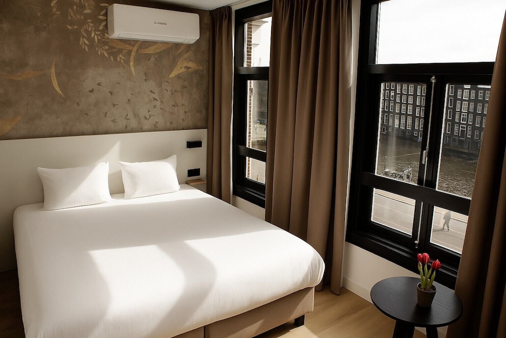 Superior Double Room, 1 Queen Bed, City View
