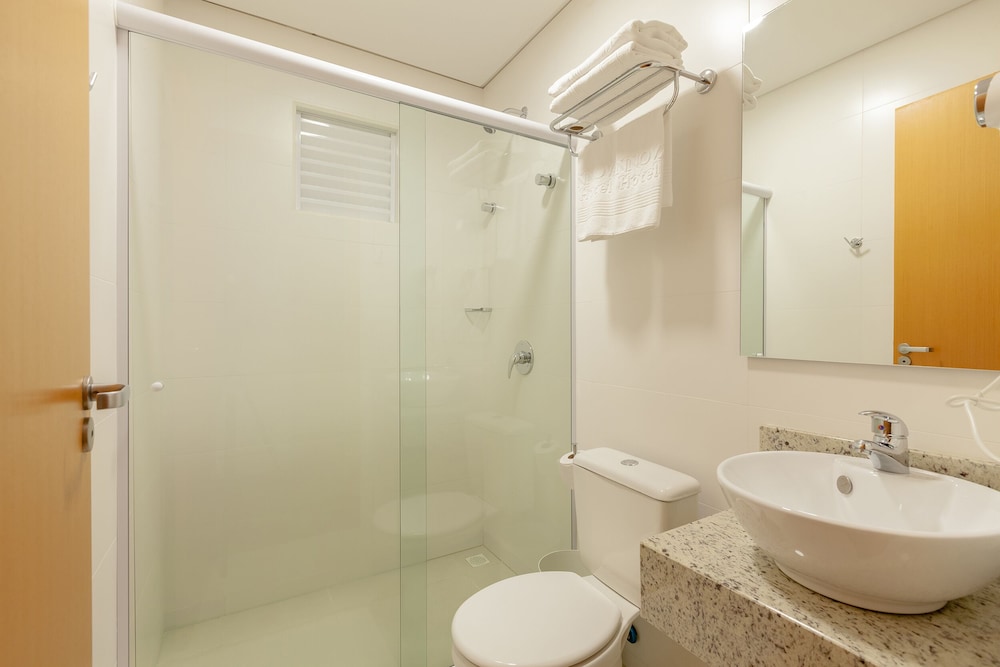 Deluxe Triple Room photo 2