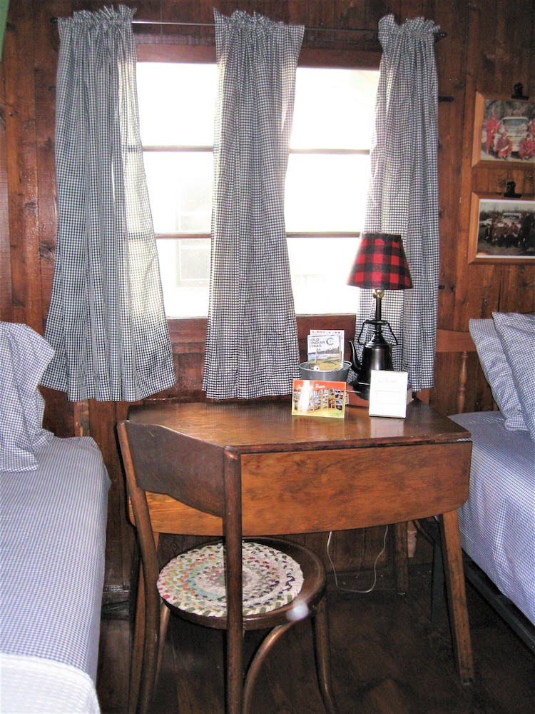 Double Room, 1 Queen Bed photo 1