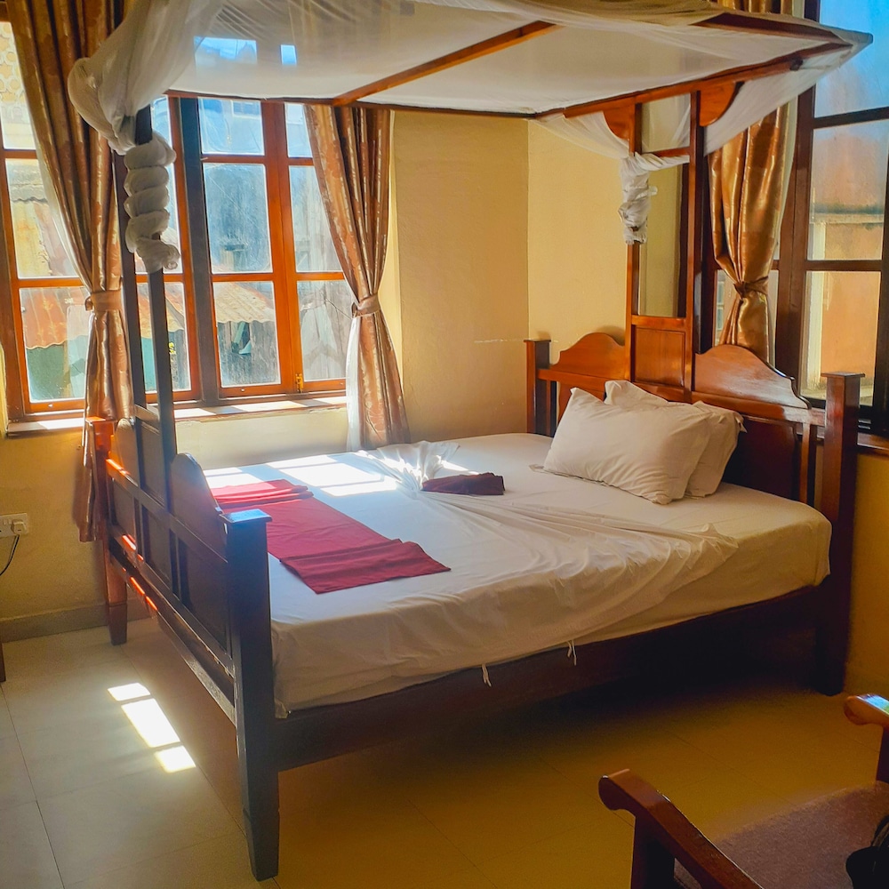 Economy Single Room