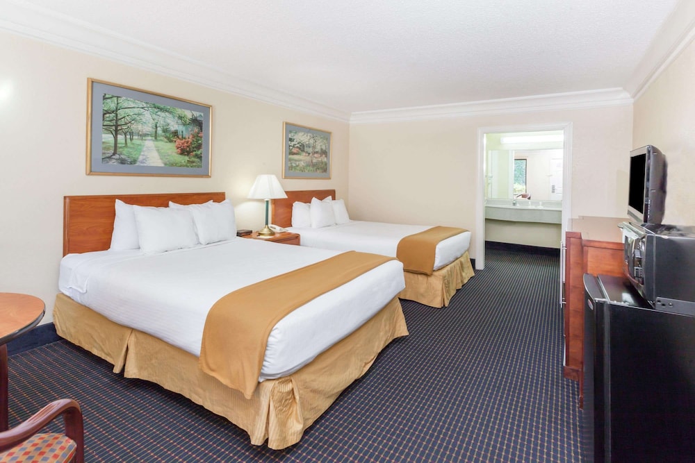 Room, 2 Double Beds, Smoking