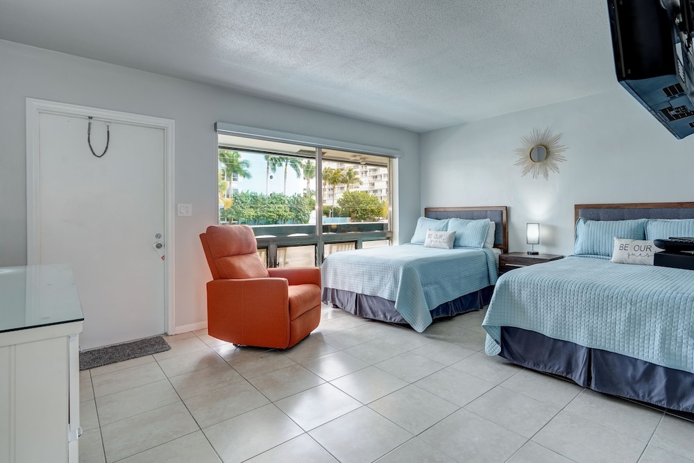 Economy Studio, 2 Double Beds, Kitchen