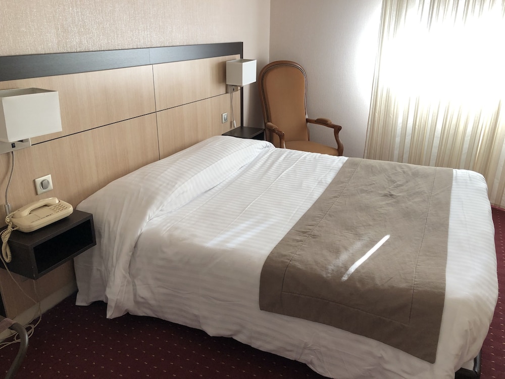 Superior Double or Twin Room photo 1