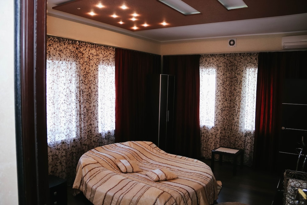 Junior Suite, Private Bathroom