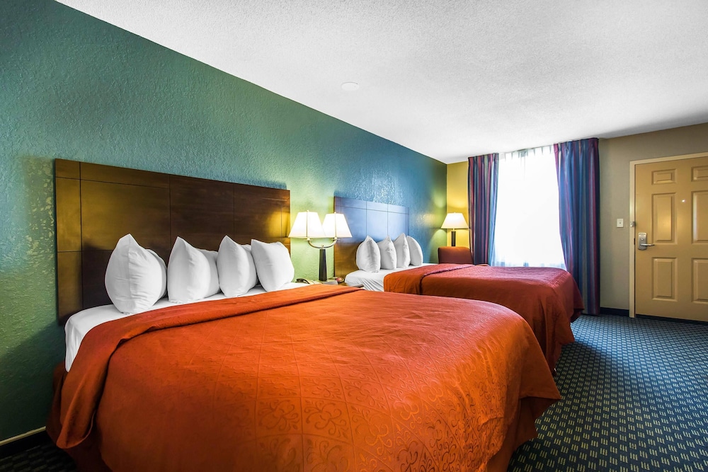 Standard Room, 2 Queen Beds, Non Smoking photo 1
