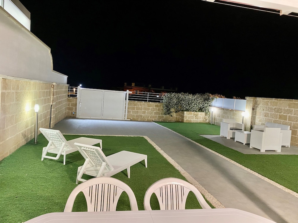 Villa Noire 'bare 900 meter fra de krystalklare vand i Salento, Billede 19