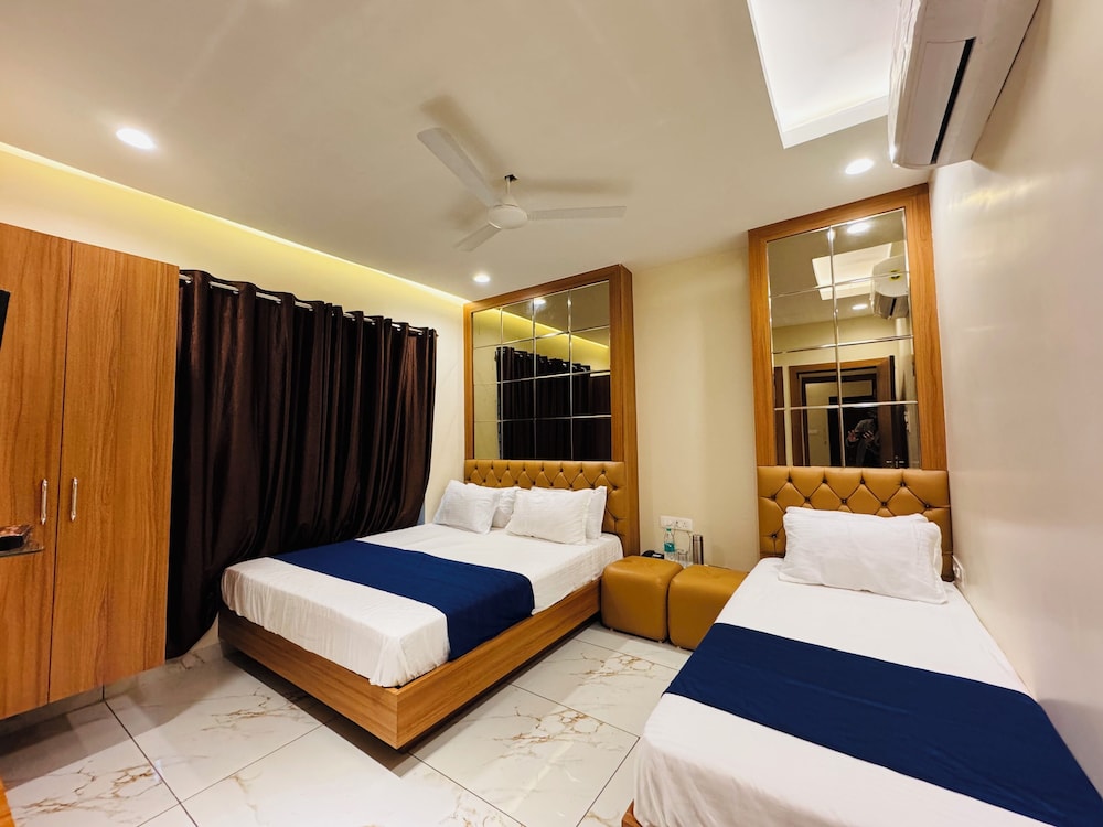 Deluxe Triple Room photo 3