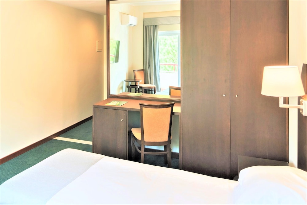 Standard Double Room - Photo 6