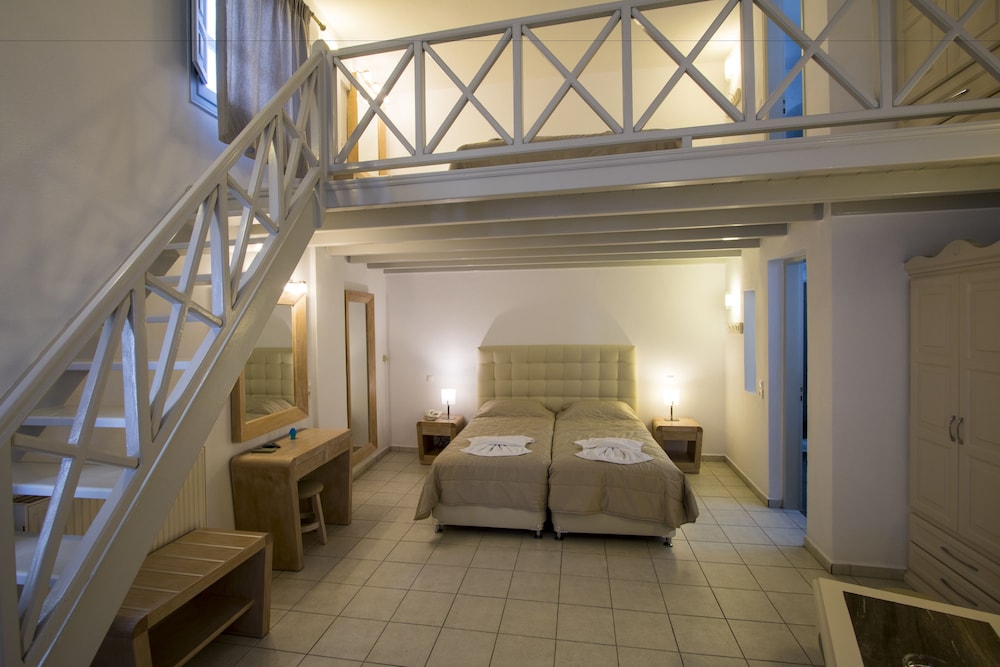 Maisonette Apartment ( 4 Adults)