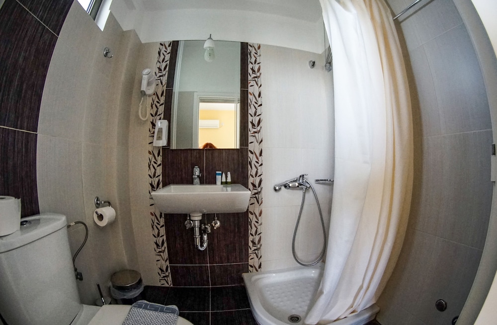 Standard Triple Room, Partial Sea View