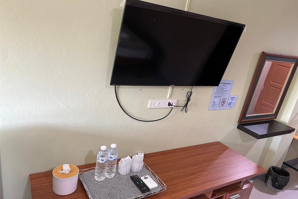 Deluxe Twin Room - Photo 10