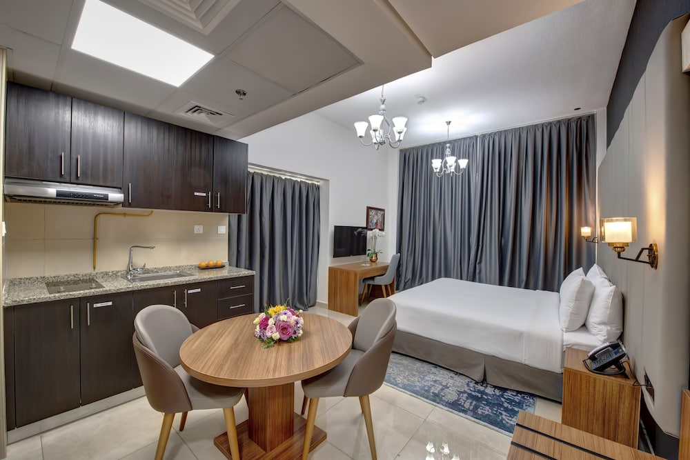 Deluxe Studio With Balcony