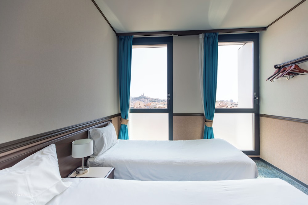 Economy Twin Room