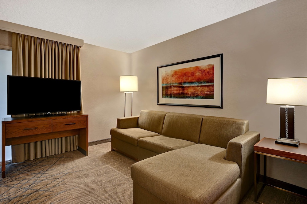 Suite, Multiple Beds (Larger Suite) photo 2