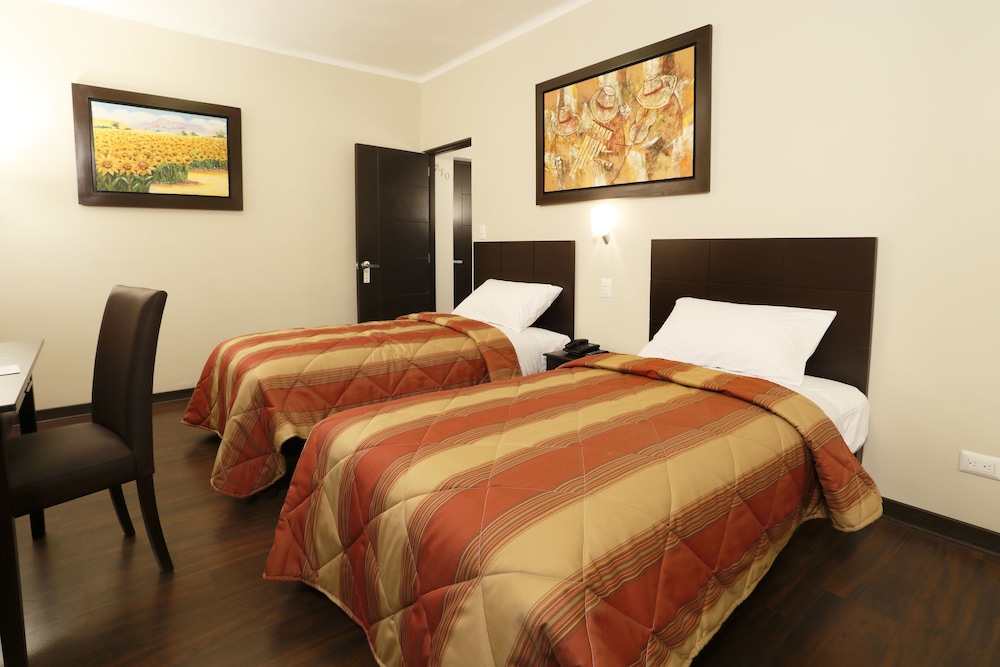 Double or Twin Room photo 1