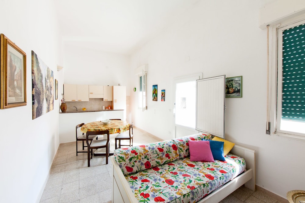 Family Villa, 2 Bedrooms, Pool Access (Villetta Ulivo) photo 3