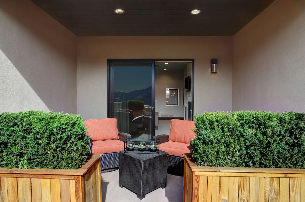 Room, 1 king bed (Casita)
