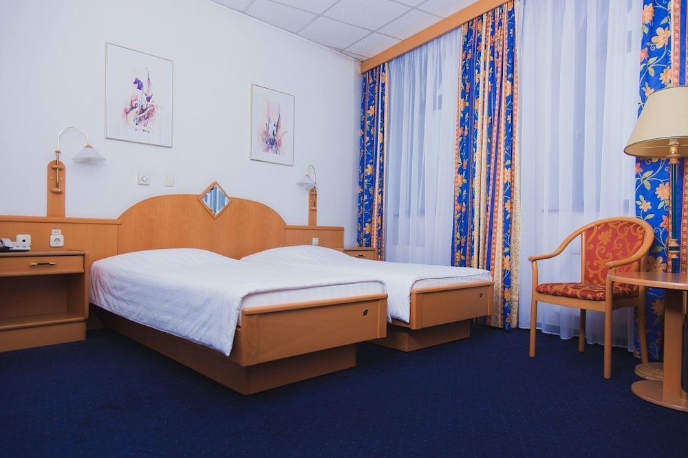 Standard Twin Room photo 1
