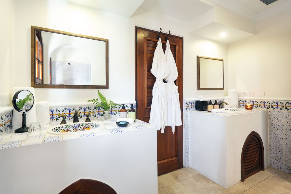 Junior Suite, 1 King Bed