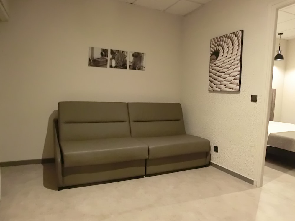 Superior Quadruple Room photo 3