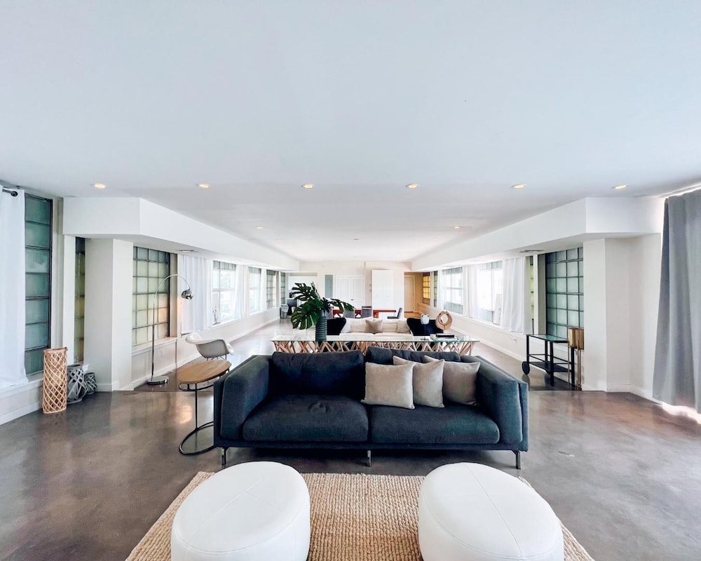 Penthouse photo 2