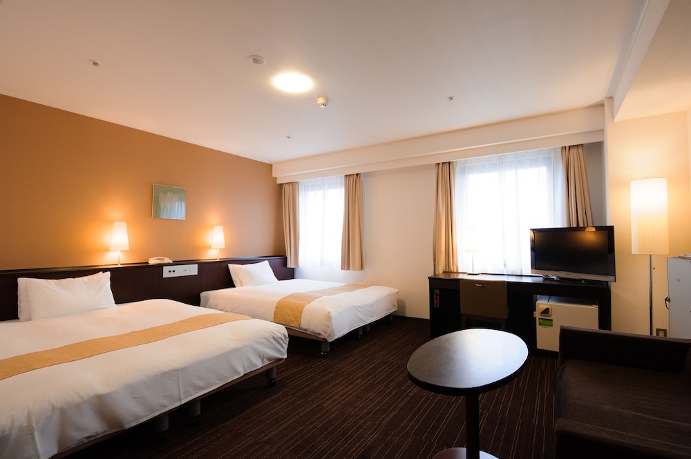 Superior Twin Room, Non Smoking (Premium, Queen Bed) photo 2