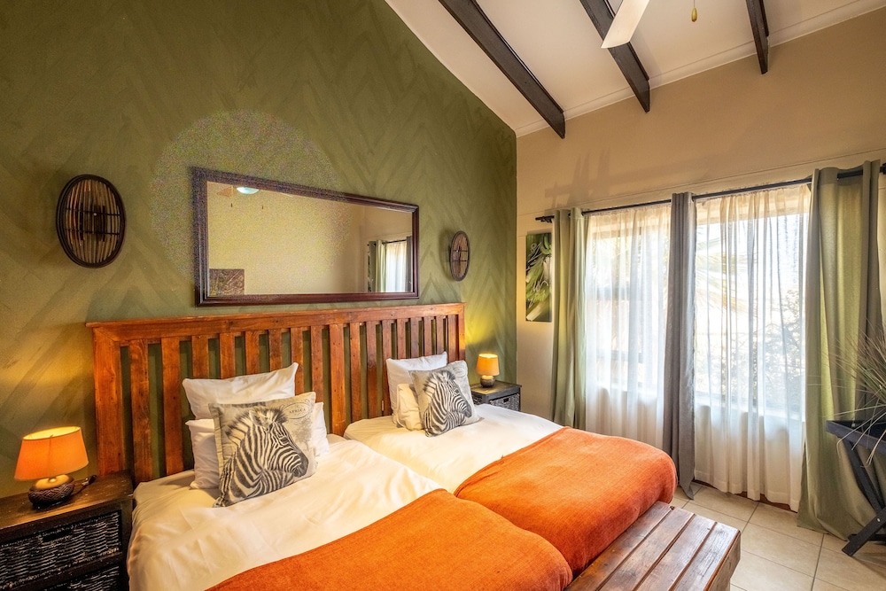 Self-Catering Chalets photo 1