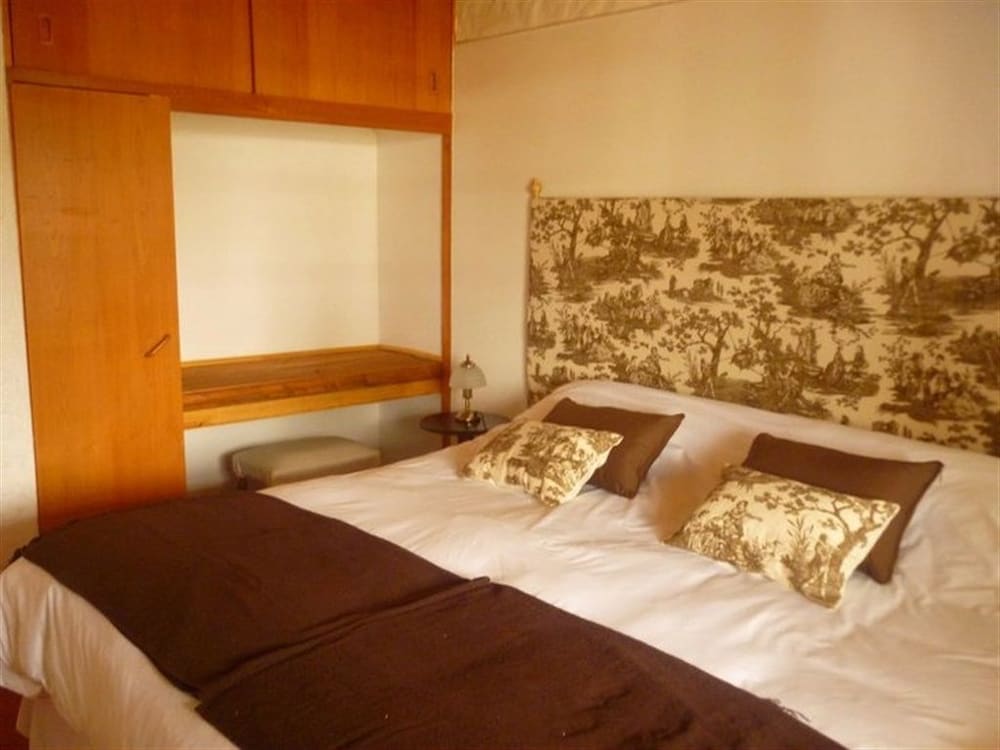 Standard Double Room, 2 Twin Beds photo 2
