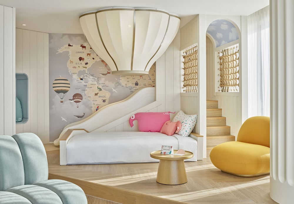 Kids Ocean View Suite Twin