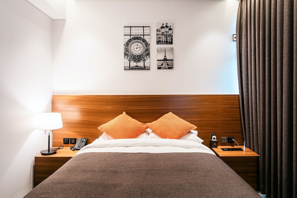Standard Double Room - Photo 3