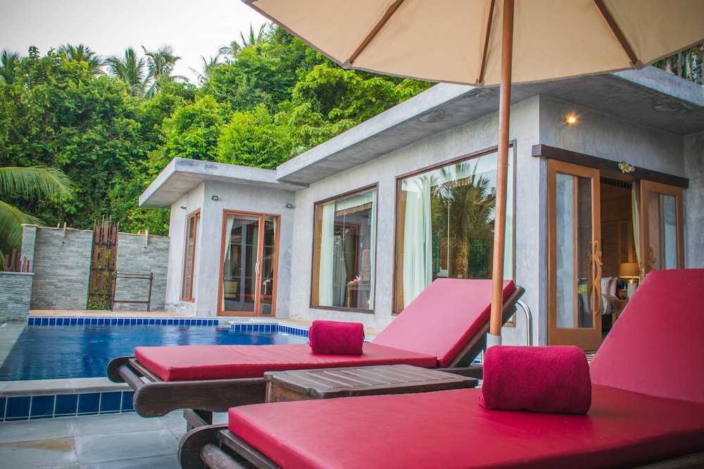 Executive Pool Suite, Sea View - Photo 3