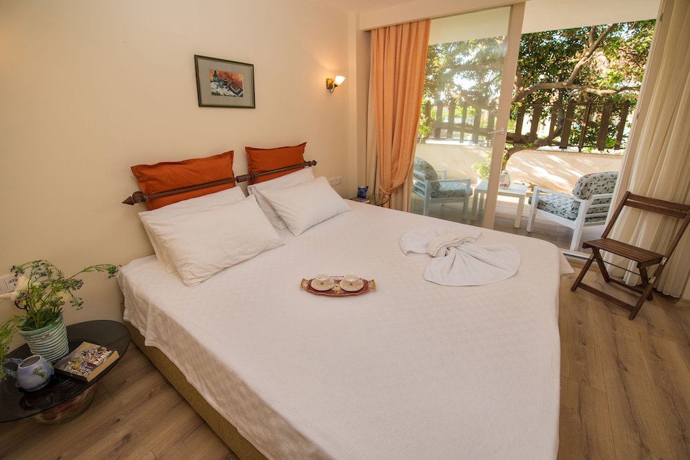 Standard Double Room, Garden View, Ground Floor (02) - Photo 1