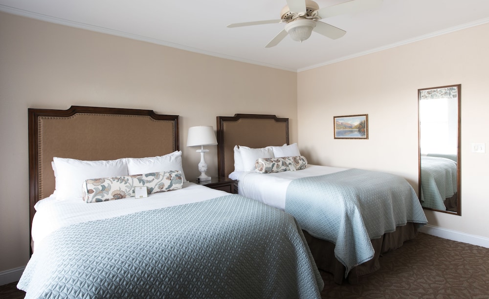 Classic Room, 2 Queen Beds