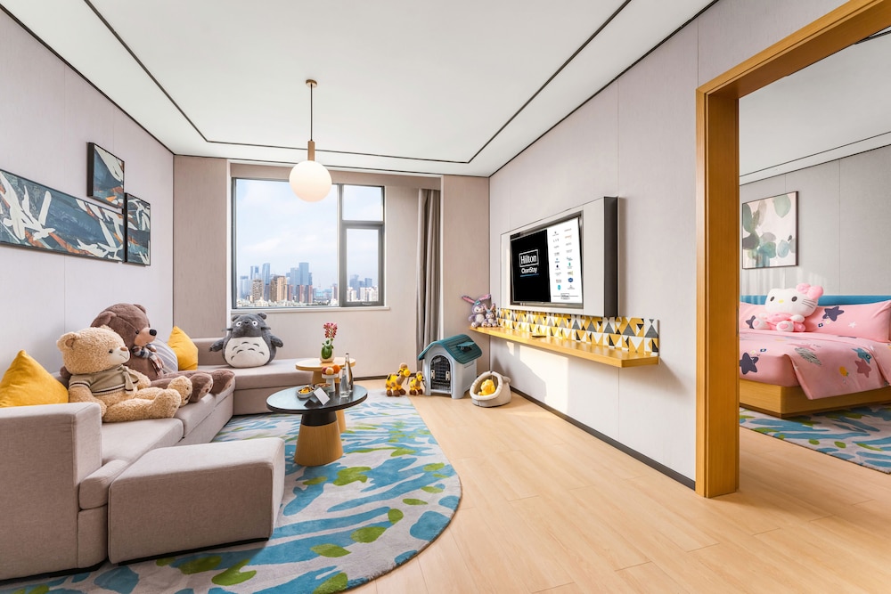 Suite, 1 Bedroom thumbnail 6