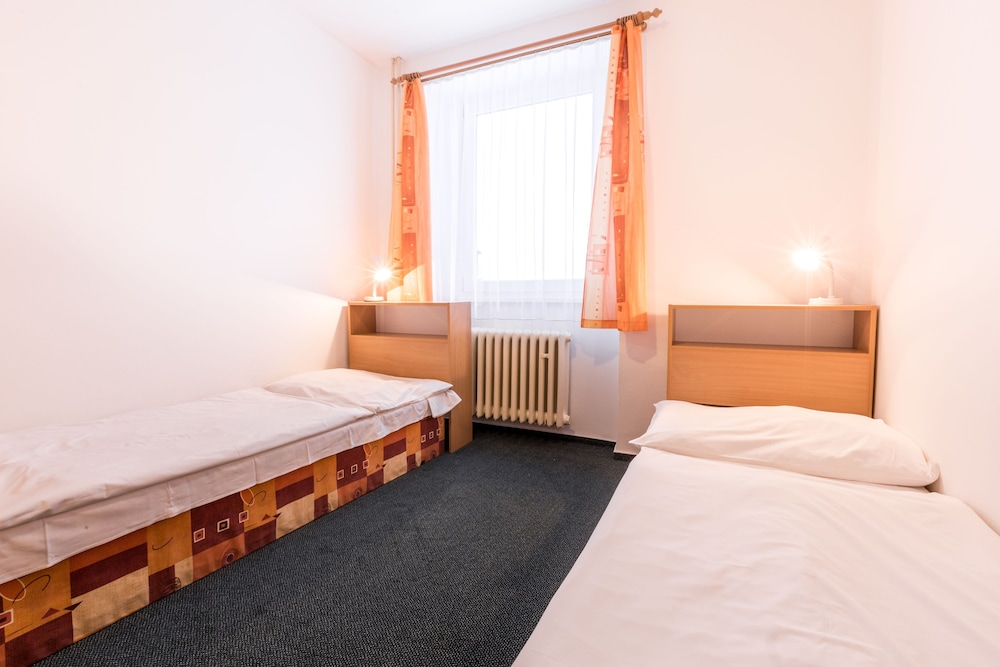 Family Apartment, 2 Bedrooms (R102)