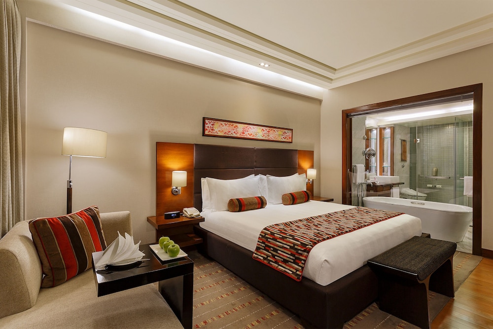 Standard Room, 1 King Bed, City View - Photo 1