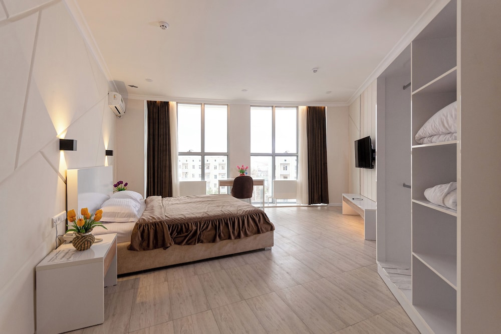 Panoramic Room, 1 Queen Bed