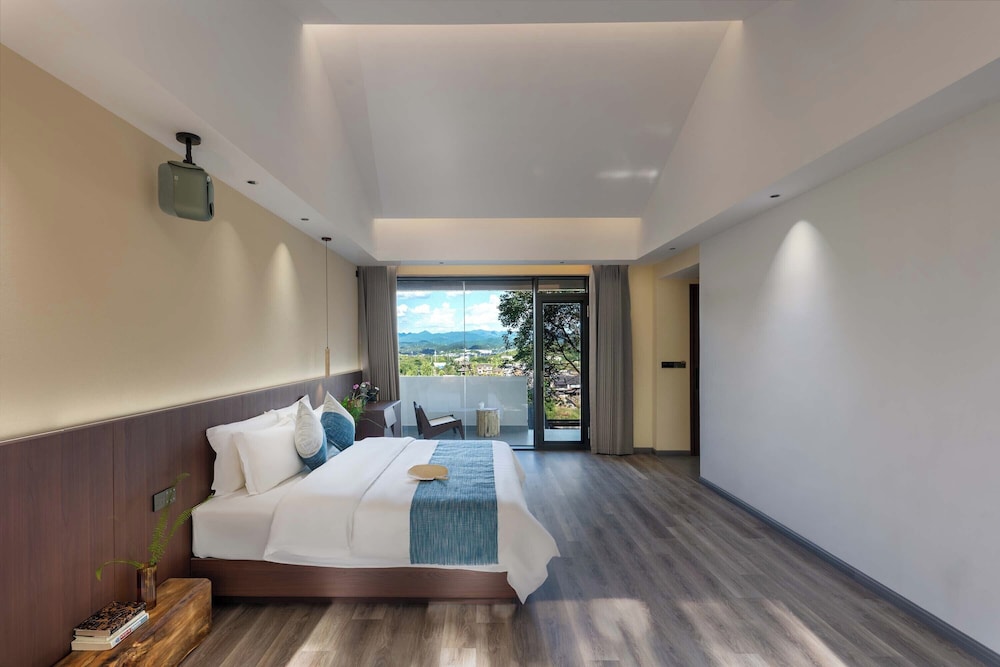 Exclusive Double Room, Hill View photo 1
