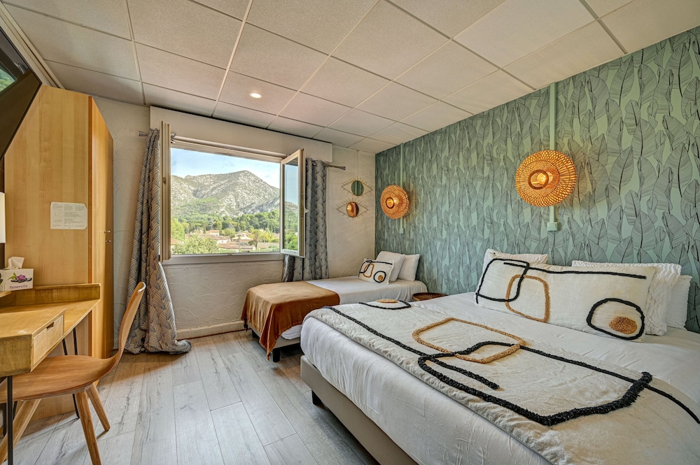 Comfort Triple Room