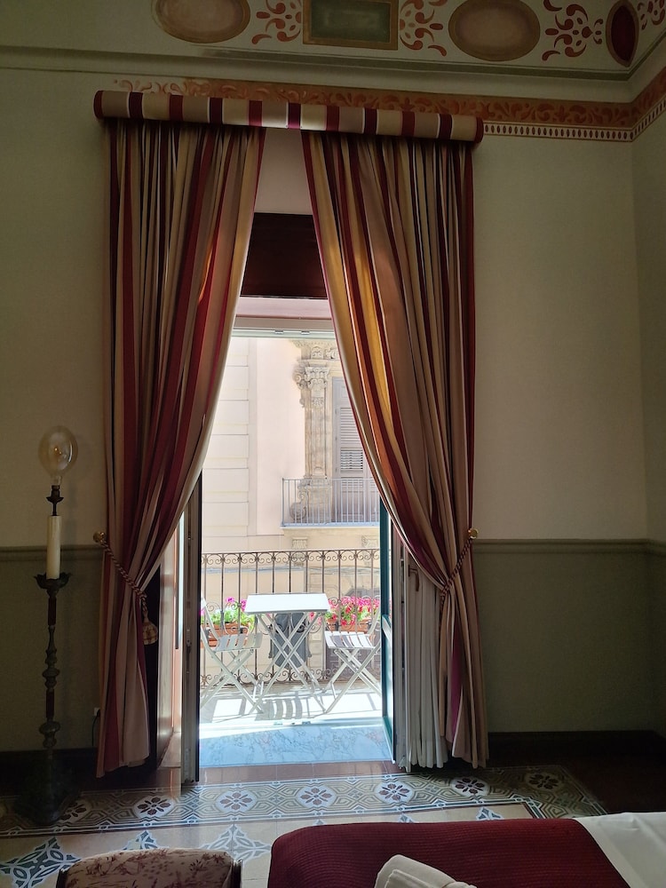 Deluxe Room photo 3