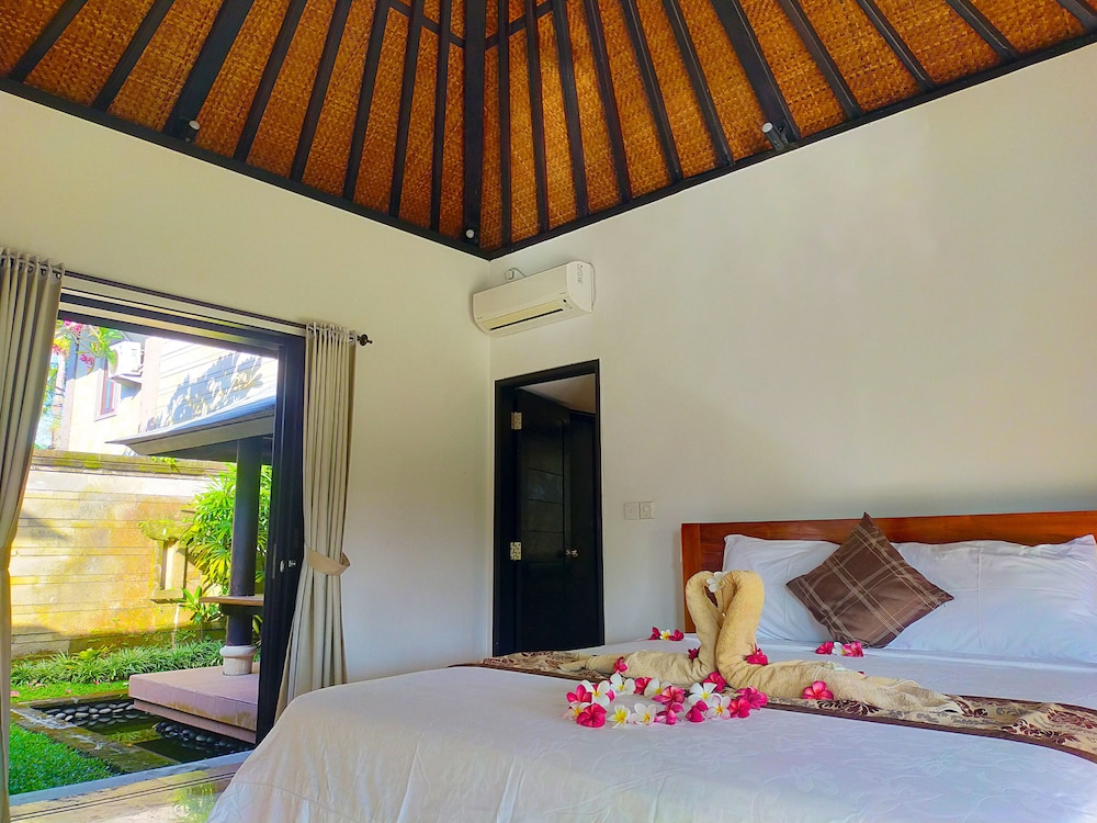 Panoramic Villa photo 2